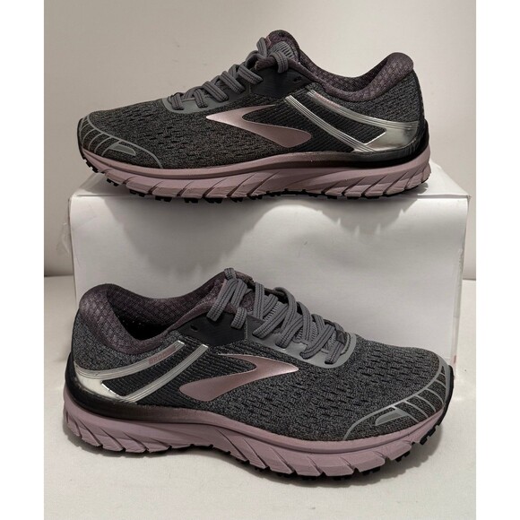 Brooks Women’s Size 6.5B - Picture 2 of 9